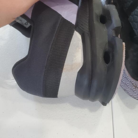 On Running Shoes Mens Size 12 Blue Cloudrunner Waterproof Road Running 52.98076 - Picture 7 of 11